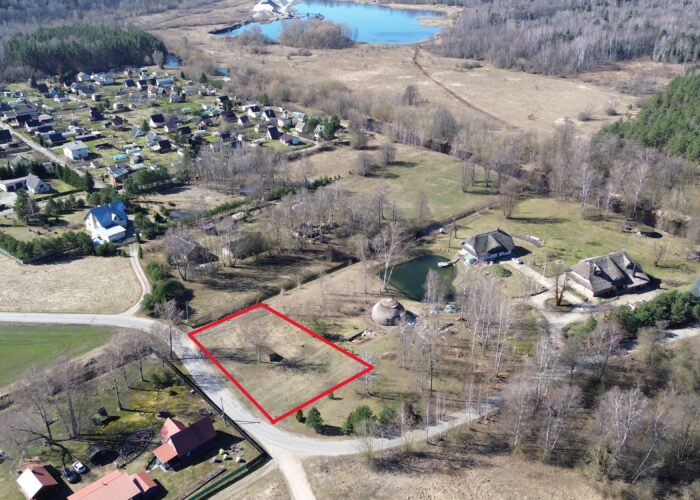 Parduodamas erdvus namų valdos sklypas prie Sanžilės upės, Bernatoniuose, Panevėžio r.