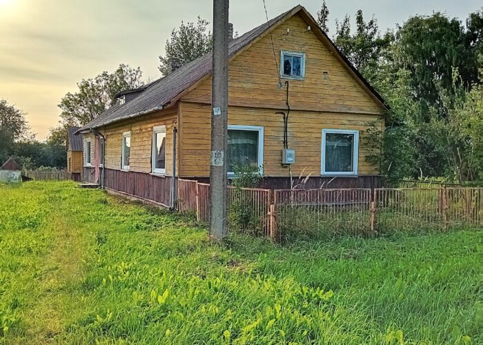 Parduodamas jauki sodyba Girbutkių k., 11 km iki Pakruojo